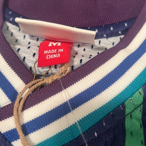 NBA jerseys - Picture 9 of 16